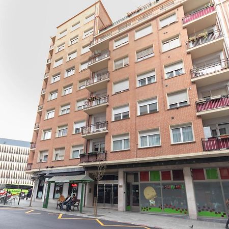 Apartamento Con Vistas Al Estadio San Mames Більбао Екстер'єр фото