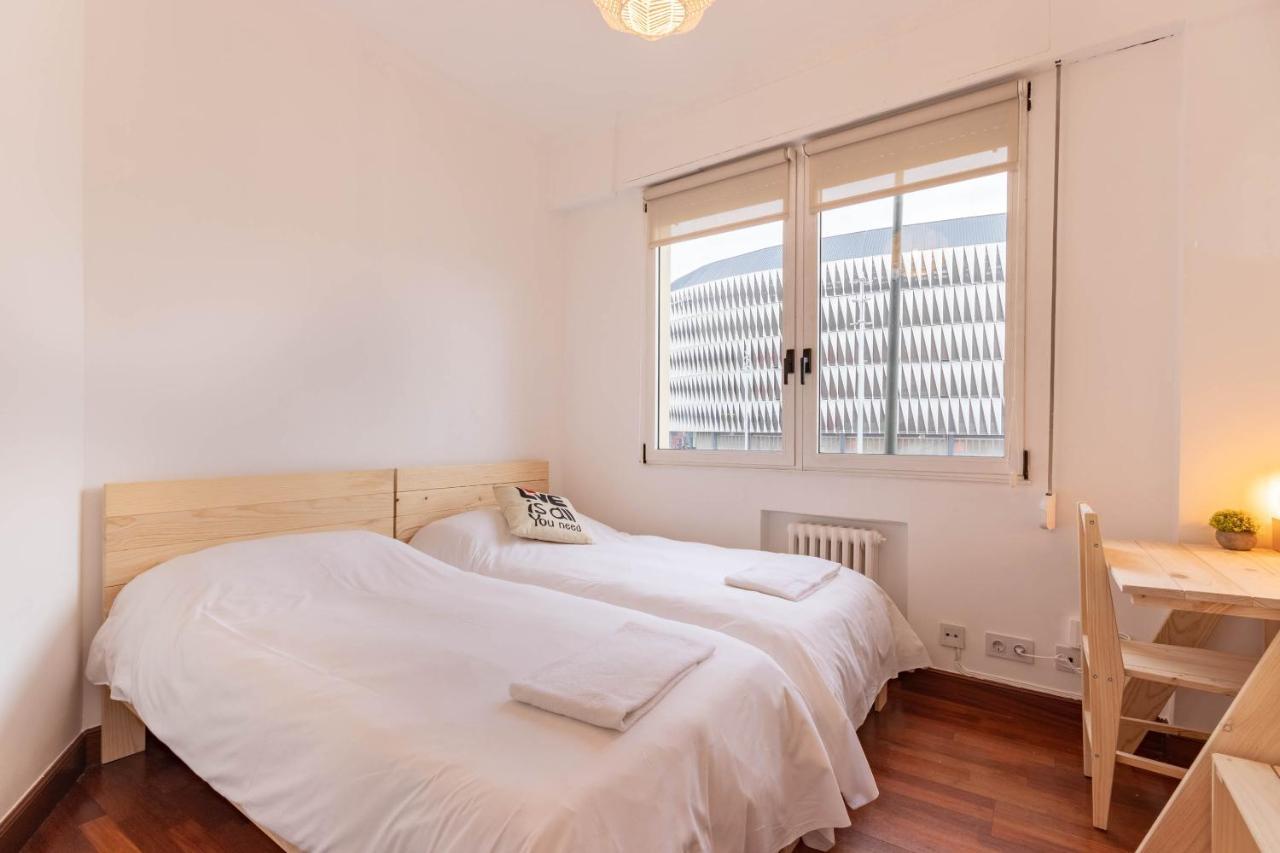 Apartamento Con Vistas Al Estadio San Mames Більбао Екстер'єр фото